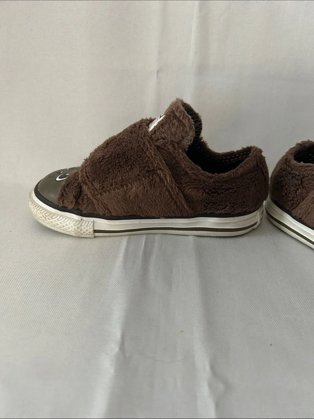 Converse All Star Toddler Brown Plush Puppy Slip-On Velcro Sneakers Size 7